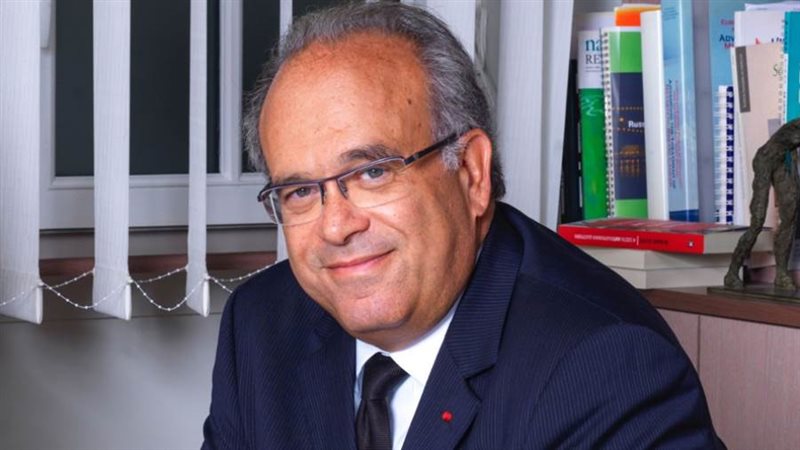 البروفيسور دافيد