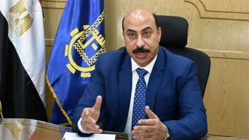 أشرف عطية محافظ أسوان