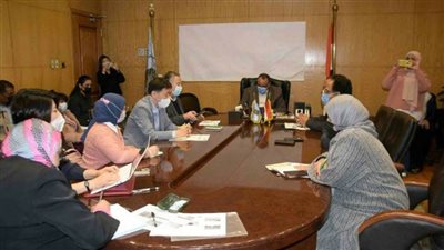 سكرتير عام الأقصر يبحث مع وفد كوري تطوير أنظمة الإشارات لخط السكك الحديد