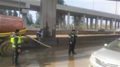 المرور يدفع بسيارات الإغاثة والأوناش على الطرق لمواجهة أي أعطال بسبب الطقس