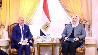 وزيرة التضامن وسفير فنلندا بالقاهرة يبحثان التعاون في مجالات الحماية الاجتماعية 