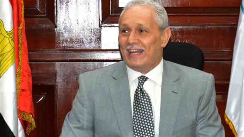 مصطفى ألهم محافظ