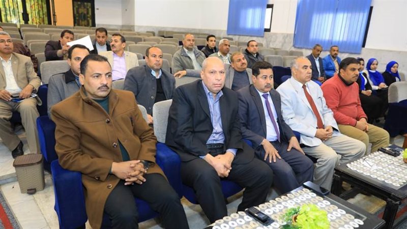 من جانب الاجتماع