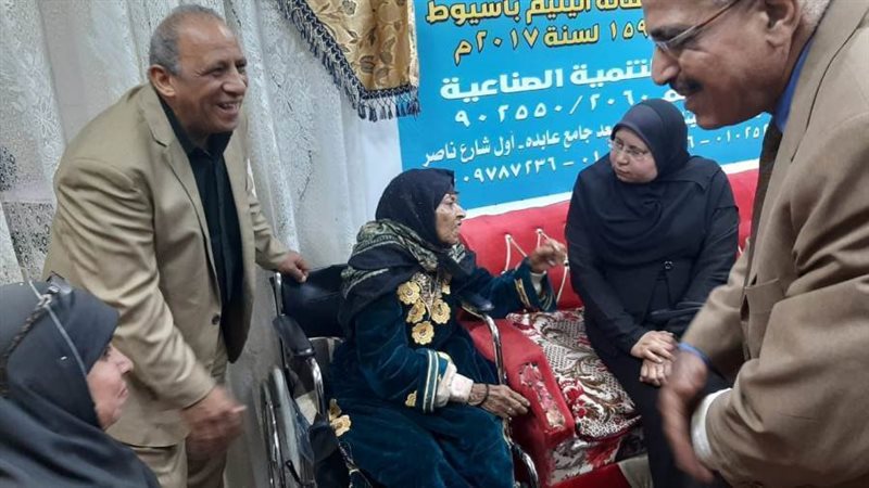 محافظ أسيوط يعلن