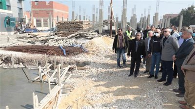 محافظ بني سويف يتفقد مشروعات 