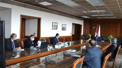 وزير الرى يتابع موقف مشروعات تأهيل المساقي والتحول للري الحديث بمحافظة القليوبية