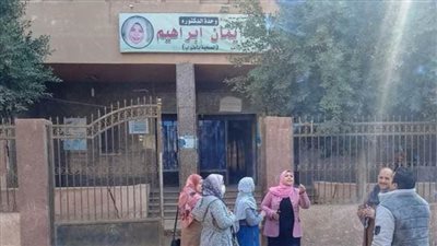 الواسطى تتابع الموقف التنفيذي للمشروعات الجاري تنفيذها بدائرة المركز وإزالة الإشغالات بسمسطا 