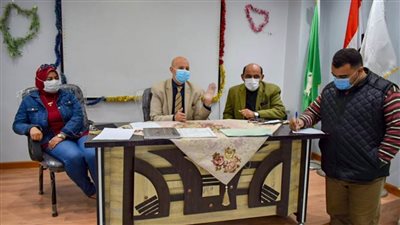 وكيل صحة الشرقية يجتمع بمفتشي صحة البيئة لمناقشة خطة العمل الوقائية 