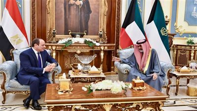 الرئيس السيسي يلتقى أمير دولة الكويت بقصر 
