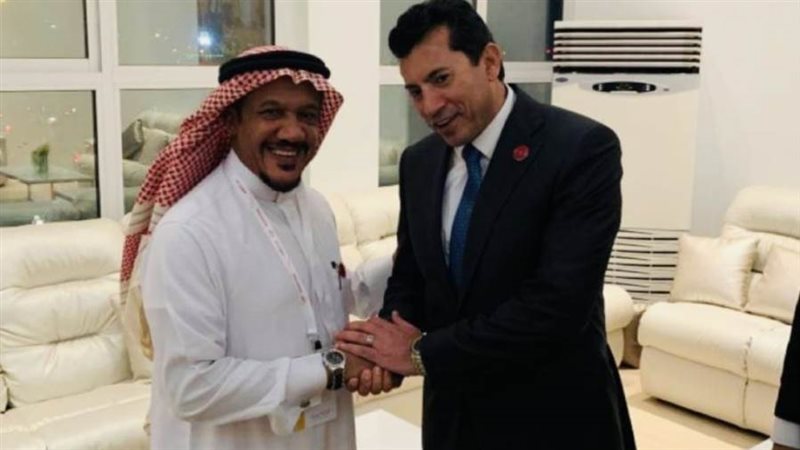 أشرف صبحي يرحب بالرئاسة