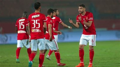 مدافع الأهلي يقترب من الانضمام لمنتخب مصر