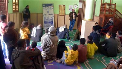 توعية رواد المساجد بقرى حياة كريمة بسوهاج بأهمية الحفاظ على استثمارات الدولة 