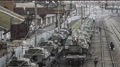 أوكرانيا تعلن حالة الطوارئ بعد إشادة بوتين بـ