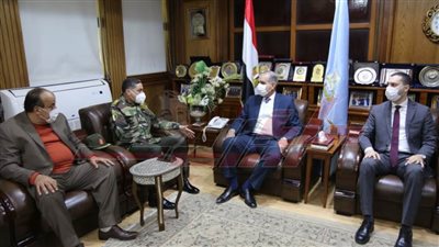 محافظ كفرالشيخ يستقبل قائد الفرقة العاشرة دفاع جوى بالديوان العام