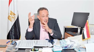 المشرف على صندوق آثار النوبة يتفقد أعمال تطوير منطقتي (عمدا - السبوع) بأسوان