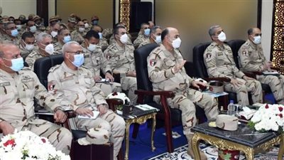رئيس الأركان يشهد المرحلة الرئيسية لمشروع مراكز القيادة الخارجي 