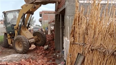 مراكز المنيا تواصل إزالة التعديات على الأراضي الزراعية وأملاك الدولة ضمن الموجة 19