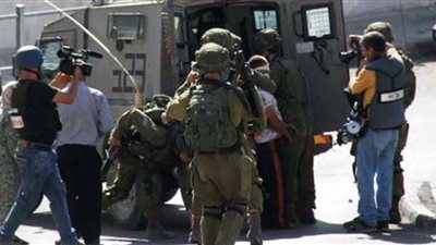 الاحتلال الإسرائيلي يعتقل 9 فلسطينيين في الضفة الغربية