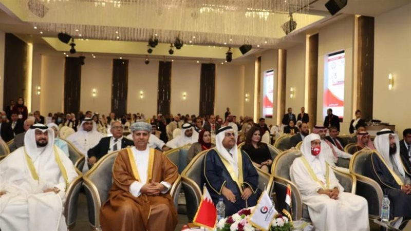 العسومي في مؤتمر