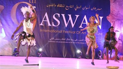 مشاركة فرقة بورسعيد للفنون الشعبية بمهرجان أسوان الدولي للفنون 