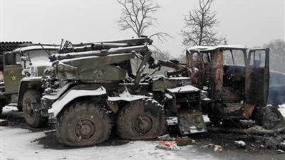 الدفاع الأوكرانية تستهدف ناقلة جنود روسية بالقرب من كييف وتدعو إلى إزالة أسماء الشوارع