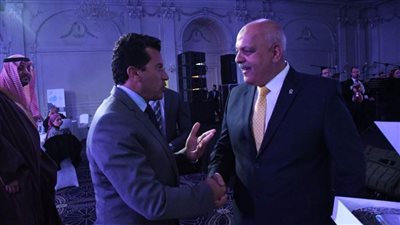 وزير الرياضة ورئيس الاتحاد الدولي للرماية يفتتحان كأس العالم لرماية البندقية والمسدس 