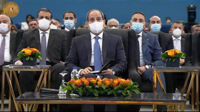 الرئيس السيسي يشهد فعالية المشروع القومي لتنمية الأسرة المصرية