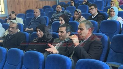 رئيس جامعة كفر الشيخ يشهد التدريبات النهائية لمنتخب 