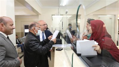  محافظ بني سويف يتفقد سير العمل  بالمركز التكنولوجي بالديوان العام