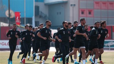 الأهلي يختتم استعداداته لمباراة فاركو