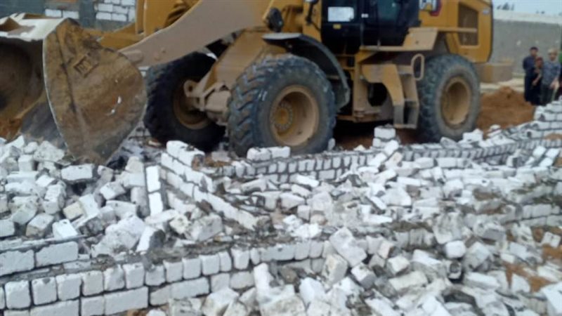 إزالة التعديات بالبحيرة