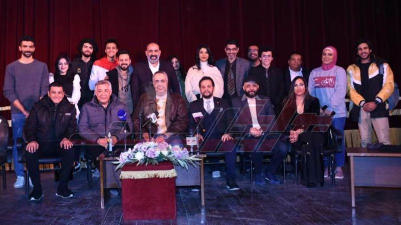 ابطال عرض هاملت بالمقلوب