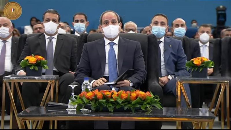 الرئيس السيسي يشهد