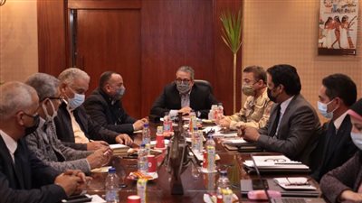 العنانى يتابع مستجدات تشغيل المتحف المصرى الكبير 