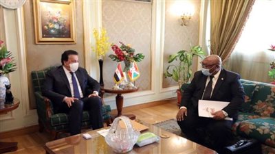 وزير التعليم العالي يستقبل سفير جمهورية بوروندي بالقاهرة