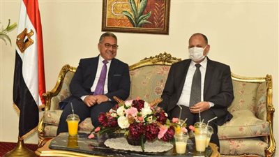محافظ أسيوط يستقبل وفد لجنة الإدارة المحلية بمجلس النواب