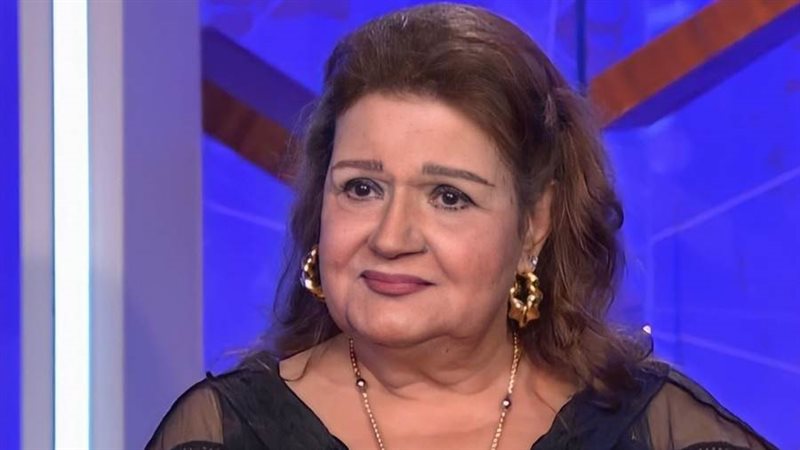 الفنانة ميمي جمال