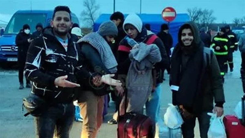 المصريين الذين عبروا