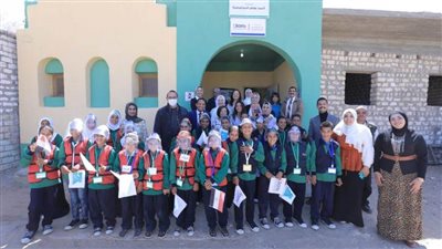 مصر الخير وبنك تنمية الصادرات يتفقدان سير التعليم بالمدارس المجتمعية بالأقصر 