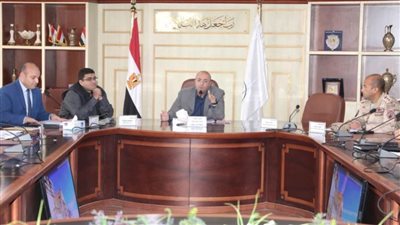 الموافقة على 36 طلب تقنين جديدًا في اجتماع لجنة البت ببني سويف