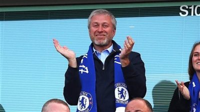 ذا صن: مالك تشيلسي يدرس 3 عروض بيع بسبب العملية العسكرية الروسية في أوكرانيا