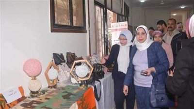 ورشة عمل لمنتجي الحرف اليدوية على 