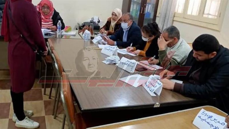 خلال المقابلات الشخصية