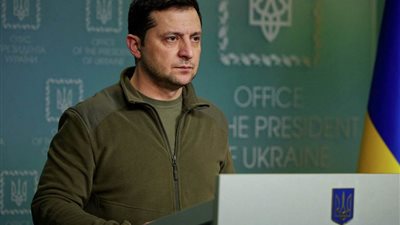 برلماني أوكراني: زيلينسكي غادر إلى بولندا وموجود في السفارة الأمريكية