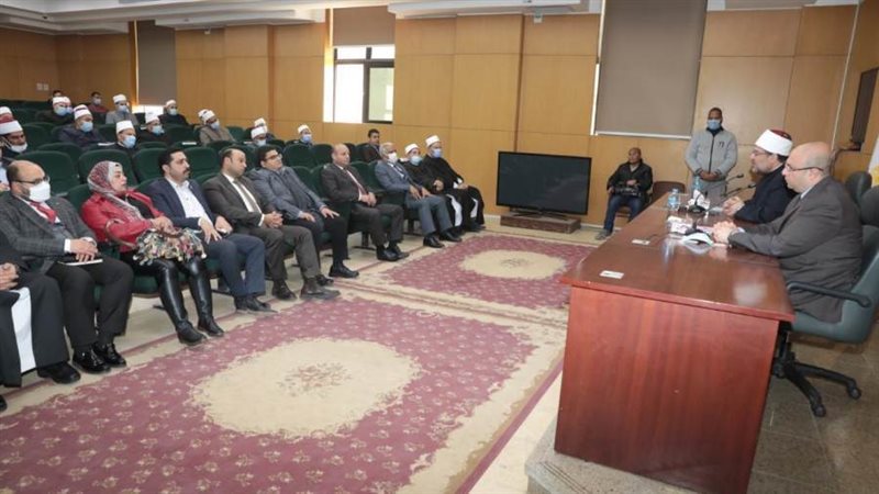 لقاء مع أئمة ودعاة