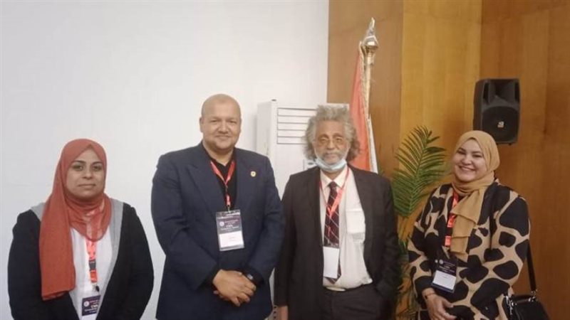 من جانب الموتمر