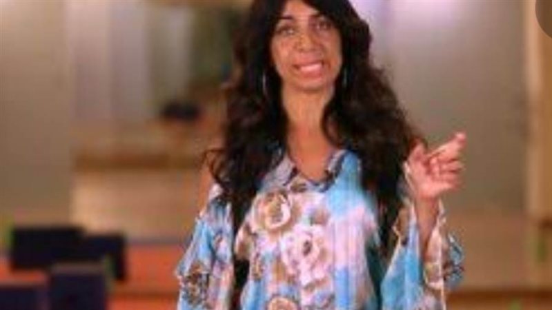 إيمان عفيفي خبيرة