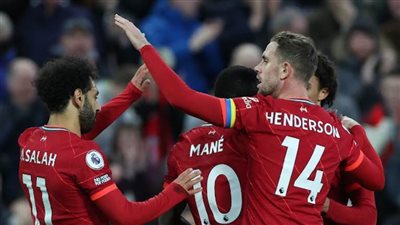 قطار ليفربول يتخطى محطة وست هام في طريقه نحو لقب البريميرليج