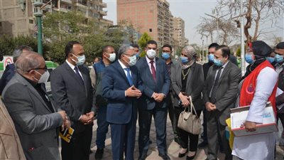 لمن هم أكثر من 12 عاما محافظ المنيا يشهد بدء حملة طرق الأبواب للتطعيم ضد فيروس كورونا