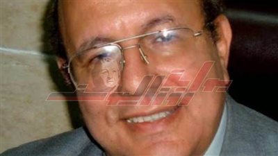 الشاعر أحمد تيمور في أمسية شعرية بدار الأوبرا.. الأربعاء